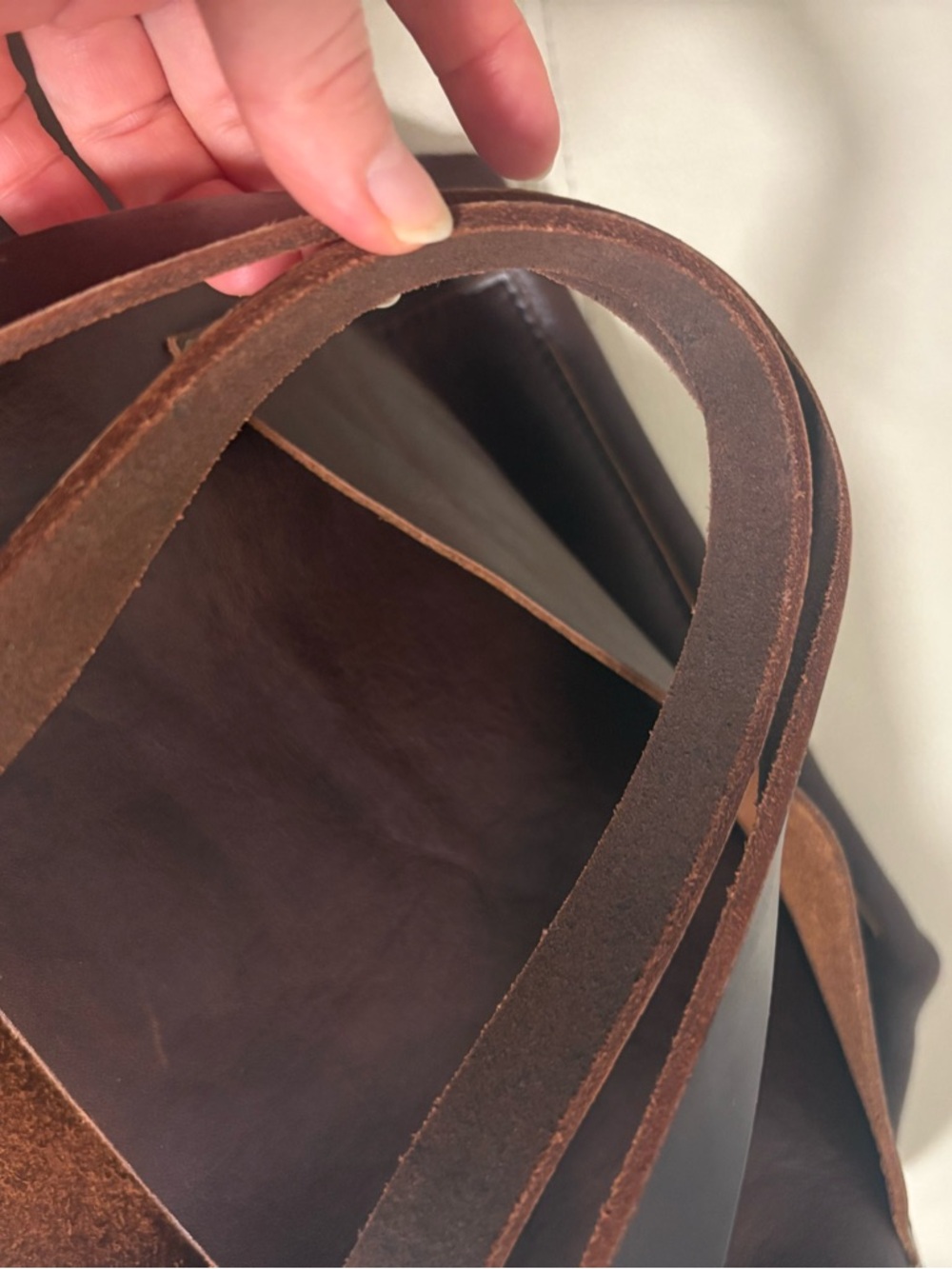 Classic Brown Leather Tote Bag with Double Shoulder Straps - Picture 3 of 10